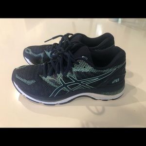 ASICS Gel Nimbus size 7.